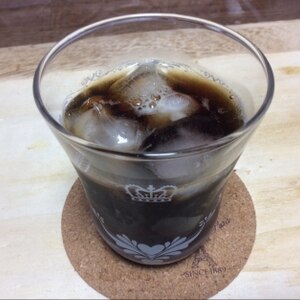 すぐに飲める本格的コーヒーをアイスでいただく